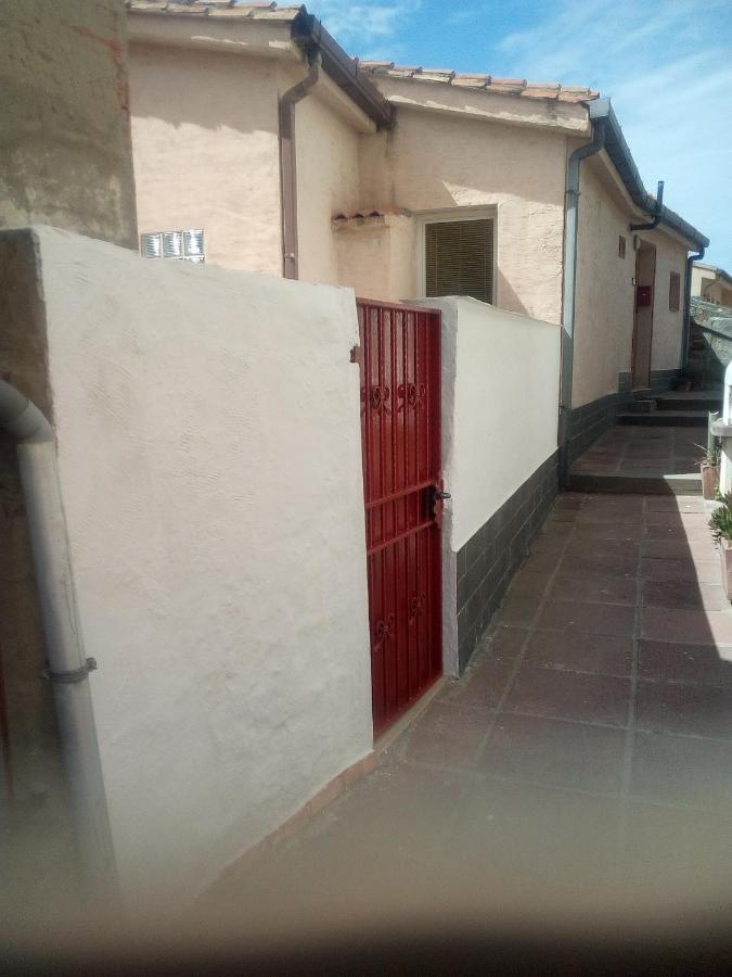 Al Mare, Al Sole, Si', Ma Nella Casa Del Minatore Buggerru Exterior foto